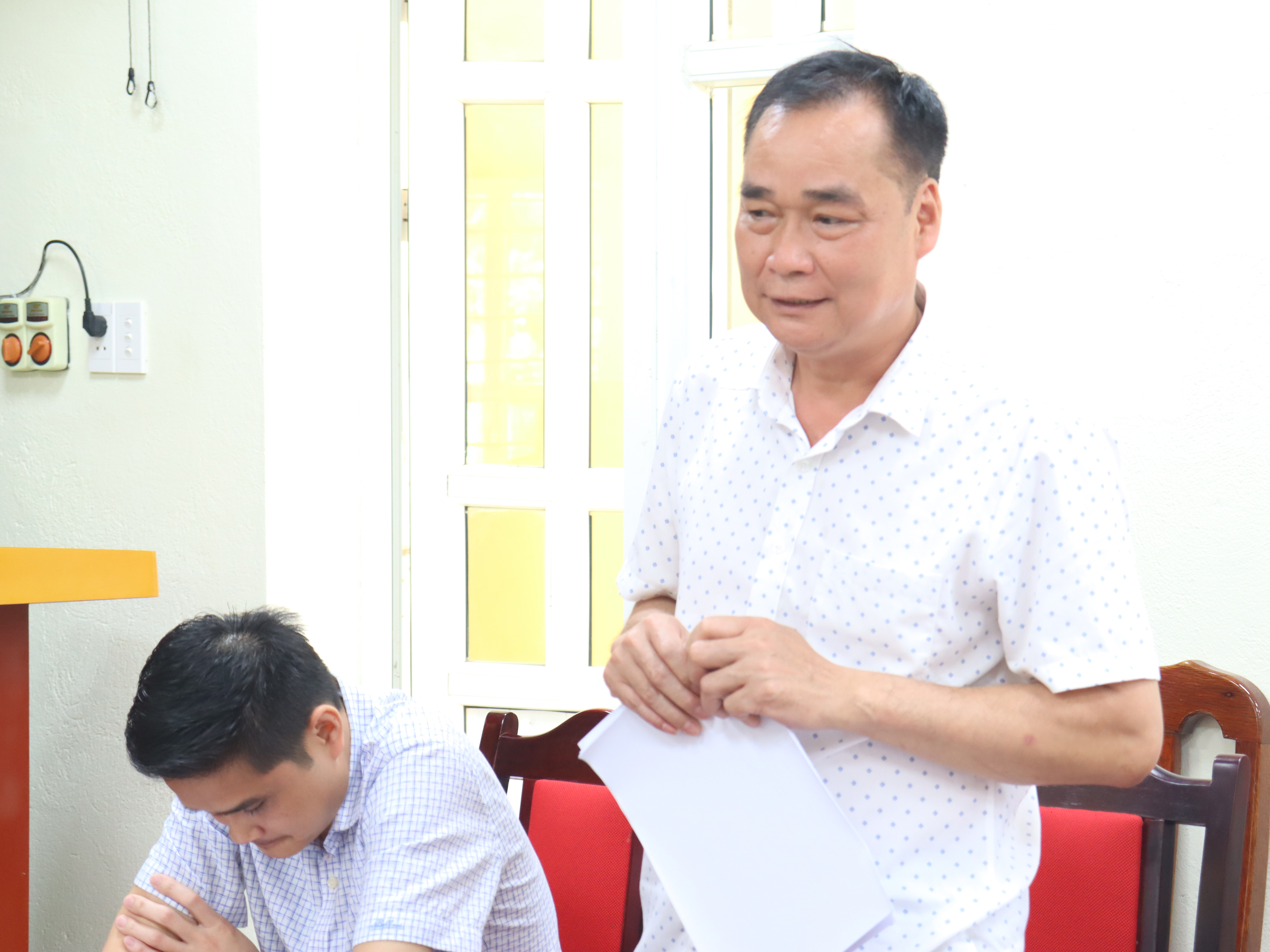 Anh-tin-bai